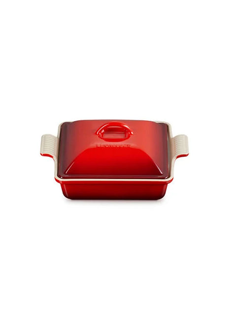 Heritage Shallow Square Covered Casserole 2 Qt Cerise