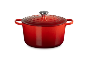 Signature Deep Round Oven 6.5 Qt Cerise