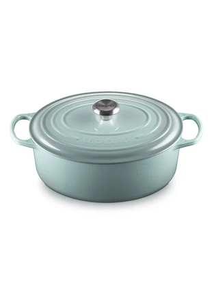 Signature Oval Dutch Oven 8 Qt
