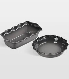 Heritage Fluted Pie and Fluted Loaf Dish